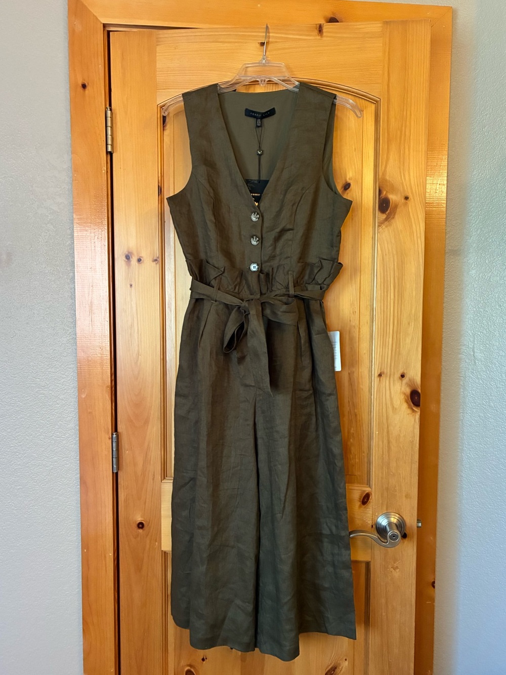Sleeveless Olive Tie-Waist Linen Jumpsuit
